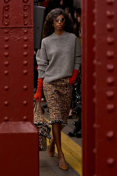 Look 46